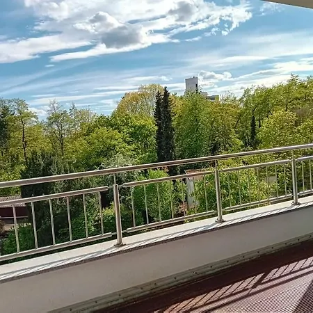 Apartmán Workation Modern Taunus Nature Balcony, 5 People, Free Parking, Near Messe