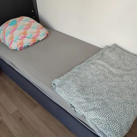 Workation Modern Taunus Nature Balcony, 5 People, Free Parking, Near Messe *