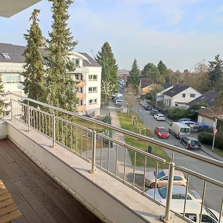 Apartment Workation Modern Taunus Nature Balcony, 5 People, Free Parking, Near Messe