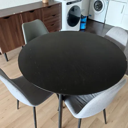 Apartmán Workation Modern Taunus Nature Balcony, 5 People, Free Parking, Near Messe Schwalbach am Taunus