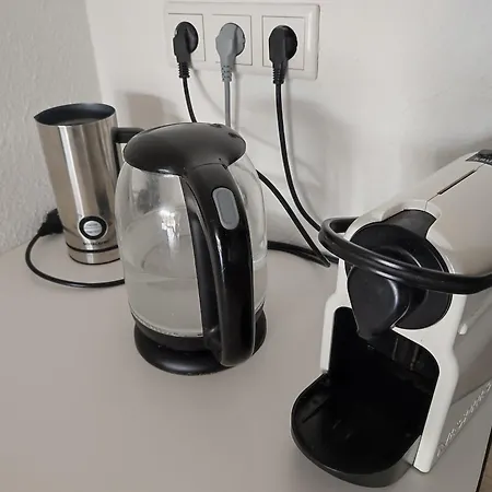 Workation Modern Taunus Nature Balcony, 5 People, Free Parking, Near Messe Schwalbach am Taunus