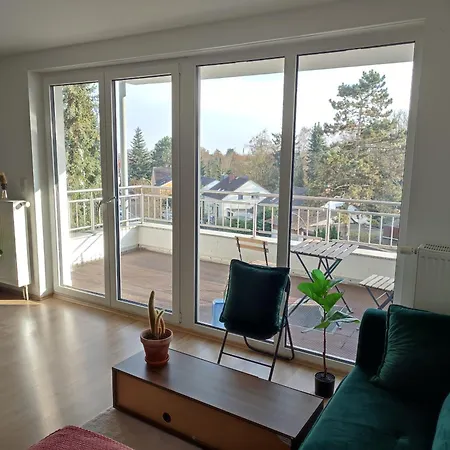 Apartmán Workation Modern Taunus Nature Balcony, 5 People, Free Parking, Near Messe Schwalbach am Taunus