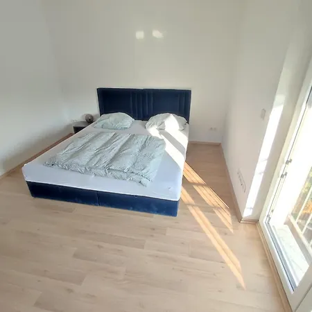 Apartmán Workation Modern Taunus Nature Balcony, 5 People, Free Parking, Near Messe