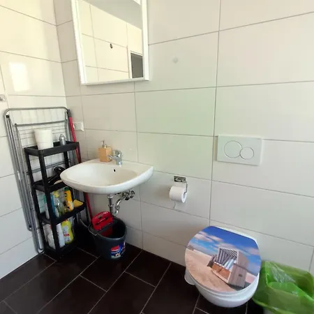Workation Modern Taunus Nature Balcony, 5 People, Free Parking, Near Messe Apartment *